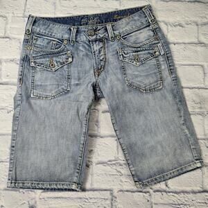 Silver Jeans Bermudas Distressed Turquoise Rivets Button Flap Pockets size 28